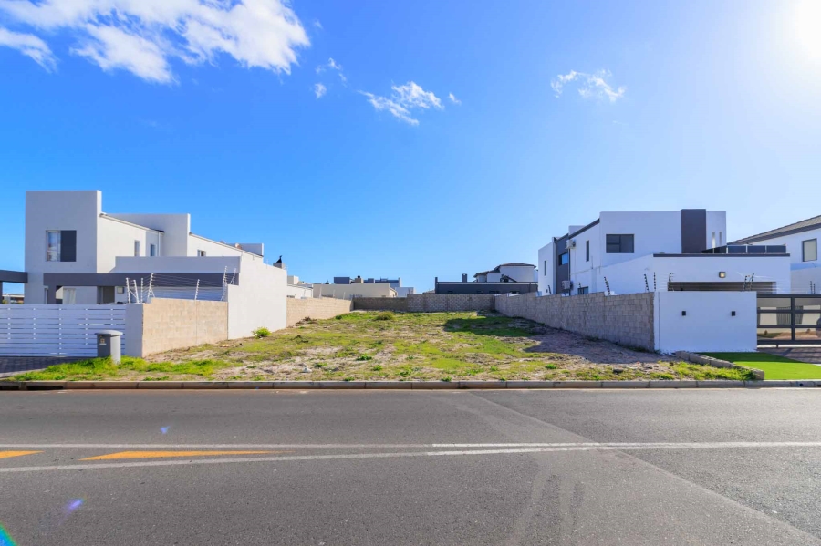 0 Bedroom Property for Sale in Sandown Western Cape